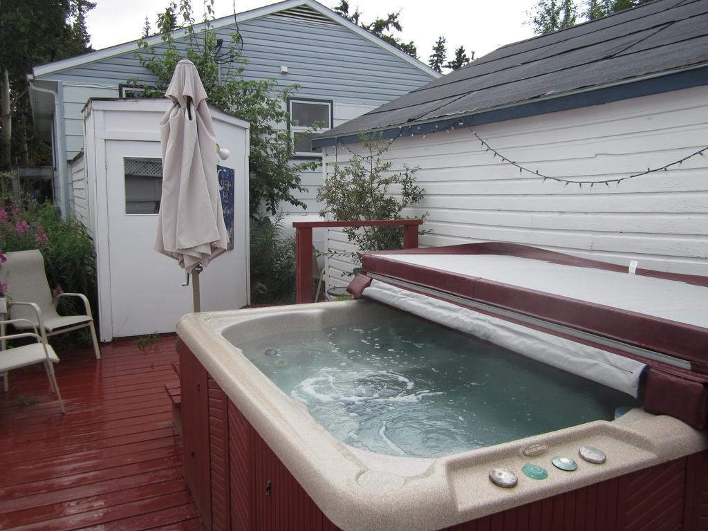 Casey'S Bed & Breakfast Whitehorse Room photo