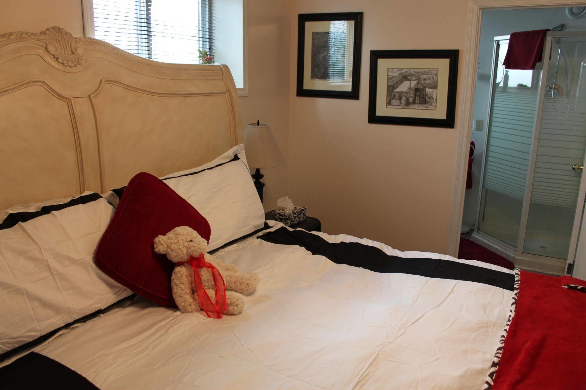 Casey'S Bed & Breakfast Whitehorse Exterior photo