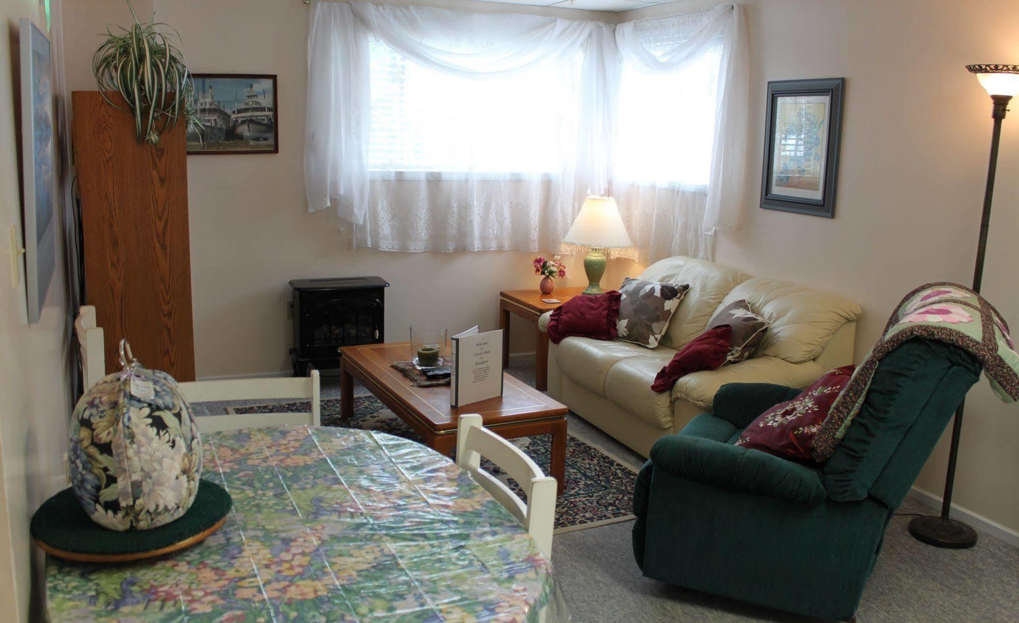 Casey'S Bed & Breakfast Whitehorse Exterior photo