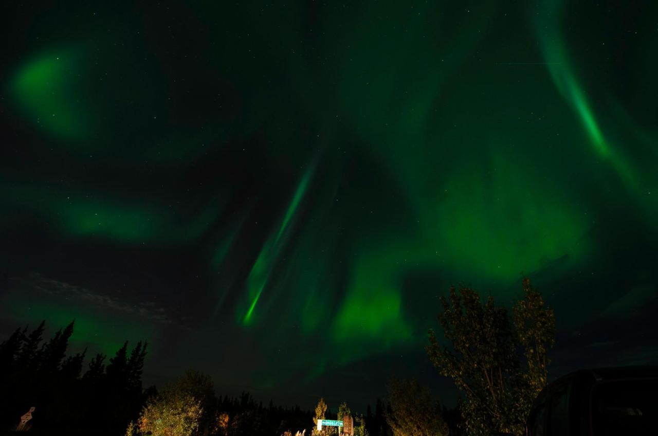 Casey'S Bed & Breakfast Whitehorse Exterior photo